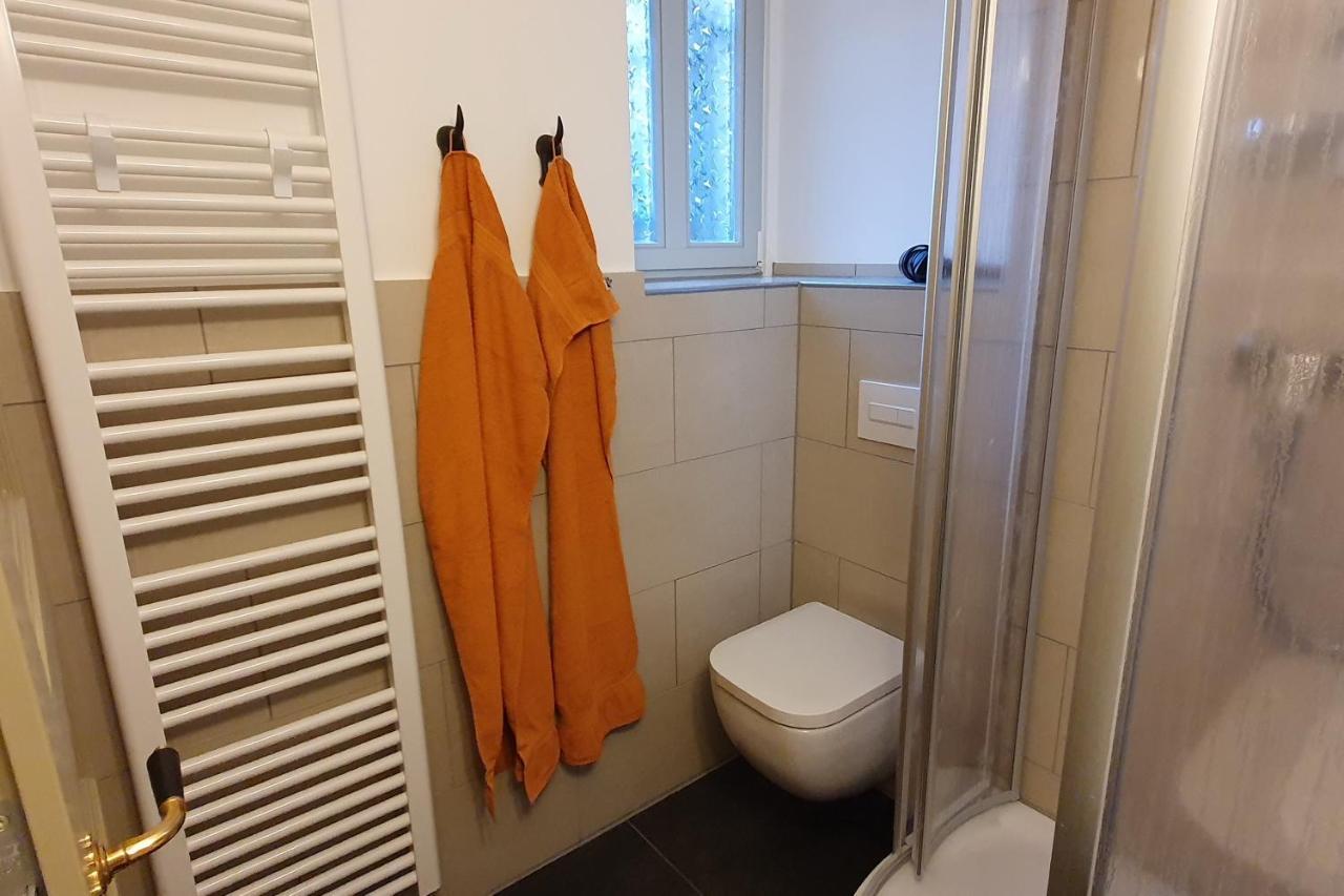 Haniel Frieda Apartment